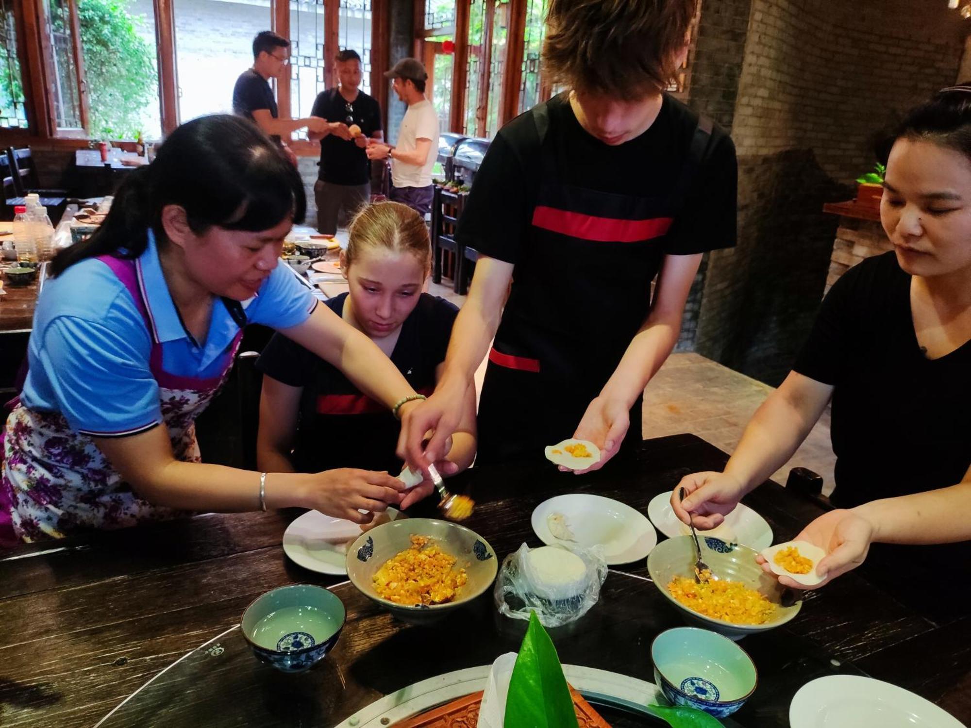 Yangshuo River Lodge Hotel-Free Pick Up From Yangshuo Area Over Three Nights エクステリア 写真